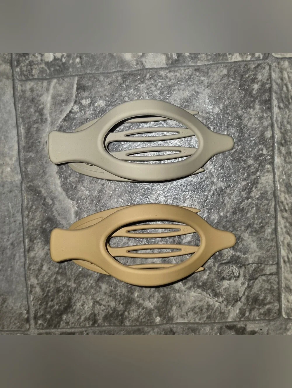 Neutral Oval Flat Hair Claw Clips - Taupe/Gray & Tan BNIB
